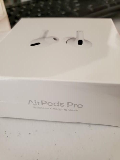 Airpods 2 wireless charging case online box