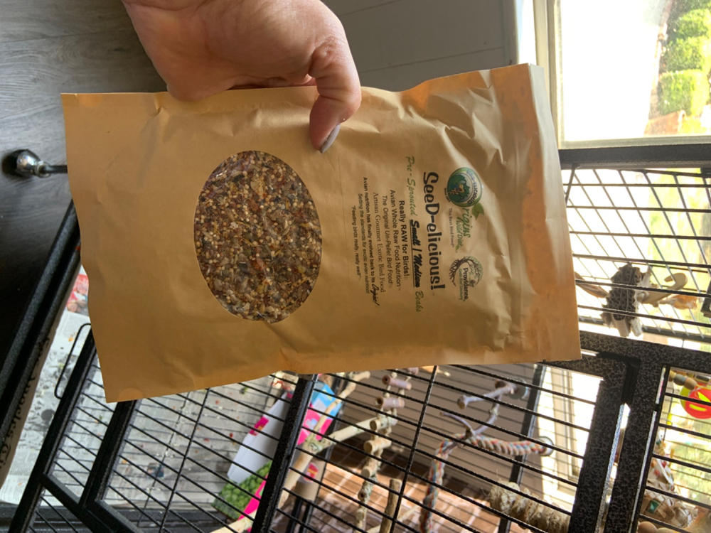 SeeD-elicious!™ Sm / Med Beaks 16 oz. - Customer Photo From Rebecca L.