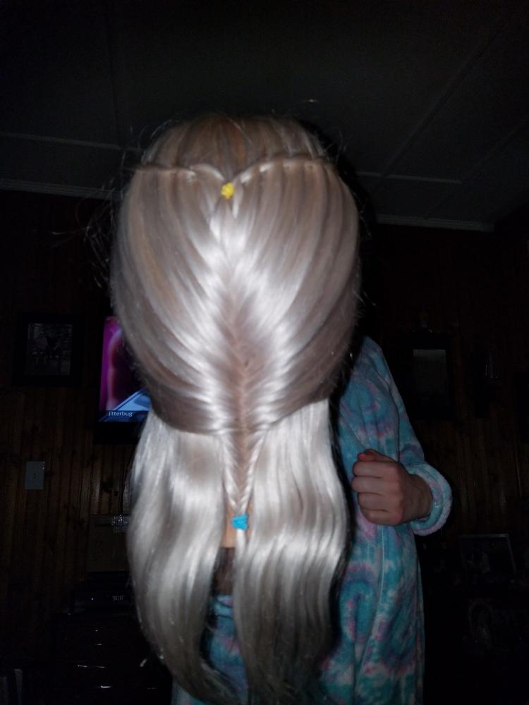 Bianca Platinum Blonde Human Hair Mannequin for color deposit - 17 inch hair - Customer Photo From Lisa Belanger
