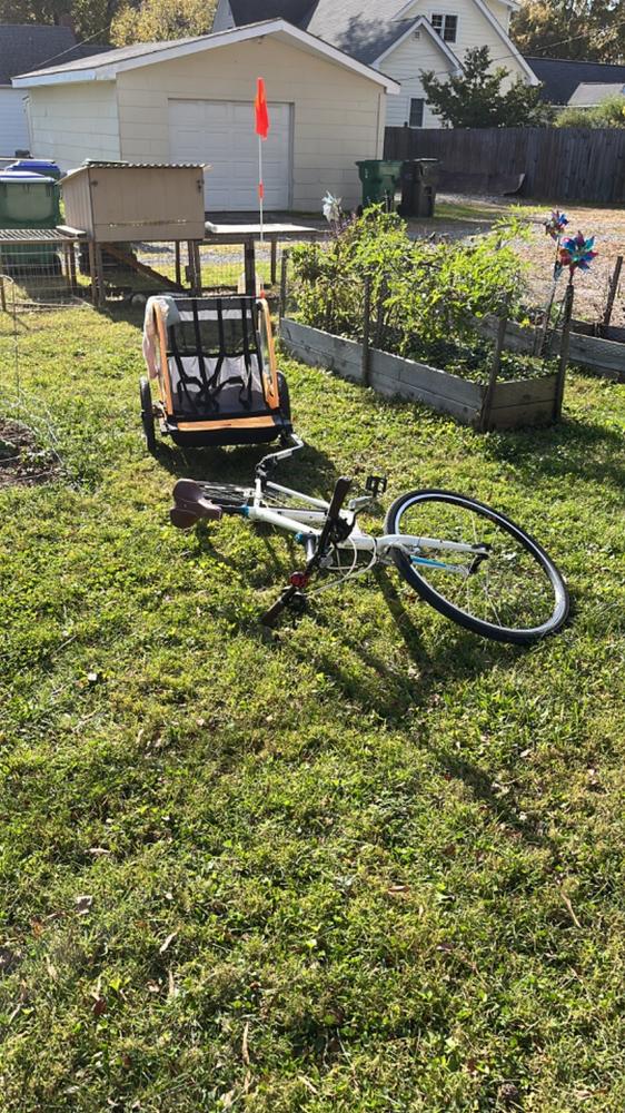 High-Viz Child Bike Trailer - Customer Photo From Sara Albrecht