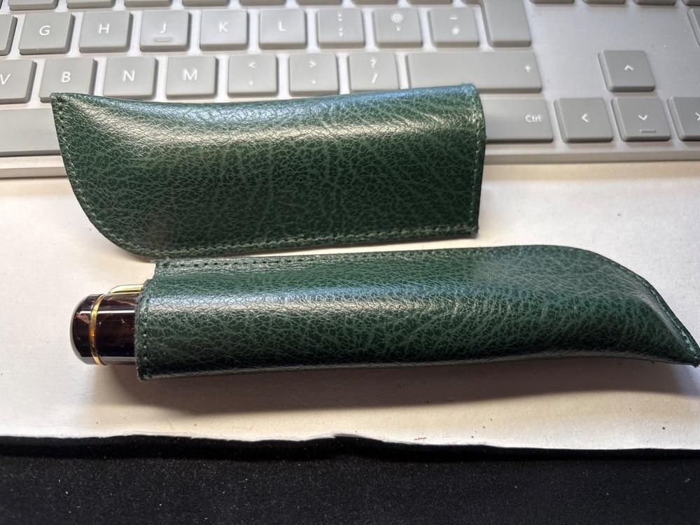 Conway Stewart Expandable Leather Pen Case - Customer Photo From Alistair Sutton