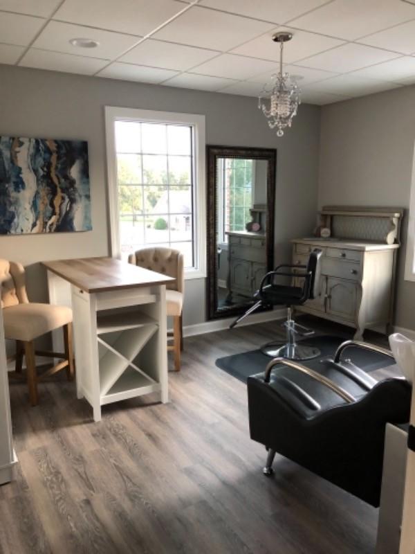Square Salon Floor Mat For Round Base