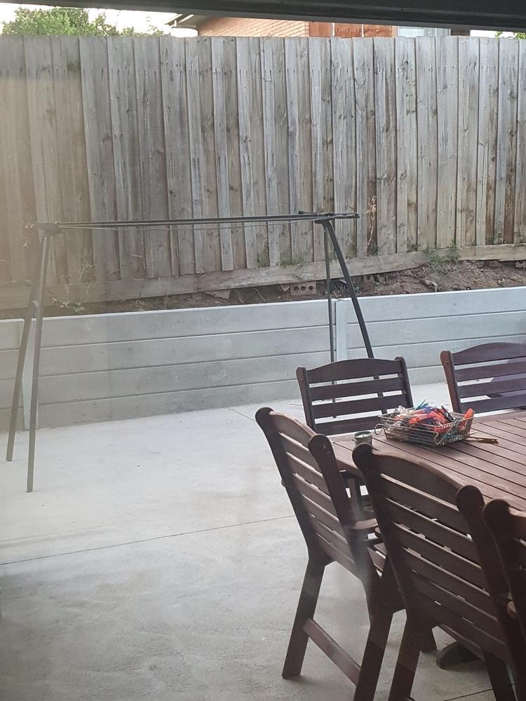Hills Portable 170 Clothesline - Customer Photo From Giulia Calleja