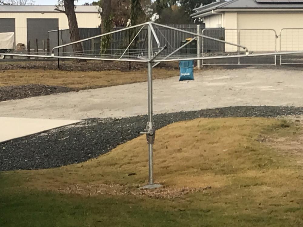 Hills Hoist Heritage 6 Line Rotary Clothesline - Customer Photo From Samantha Tarazona