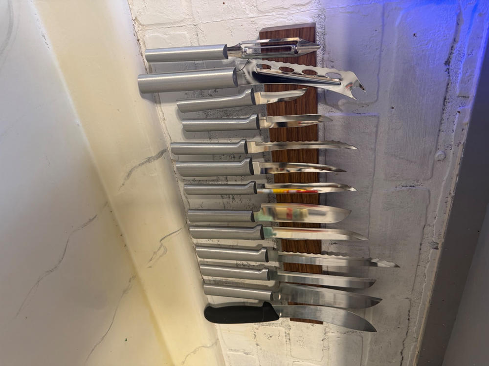 Six Serrated Steak Knives Gift Set - Customer Photo From Debra Michael