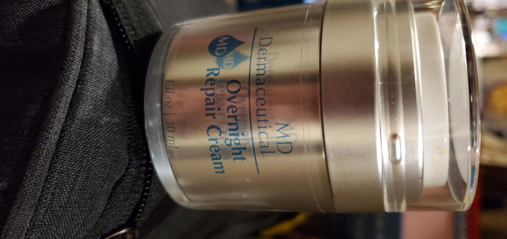 MD Dermaceutical-Overnight Repair Cream - Customer Photo From Lily L.