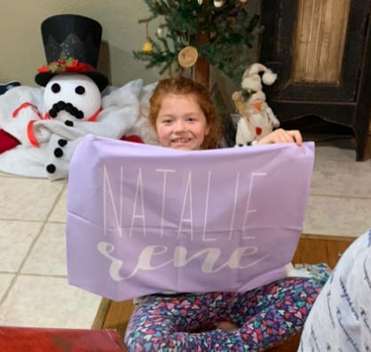MOM + KIDS PERSONALIZED THROW BLANKET - Customer Photo From Julie Manley