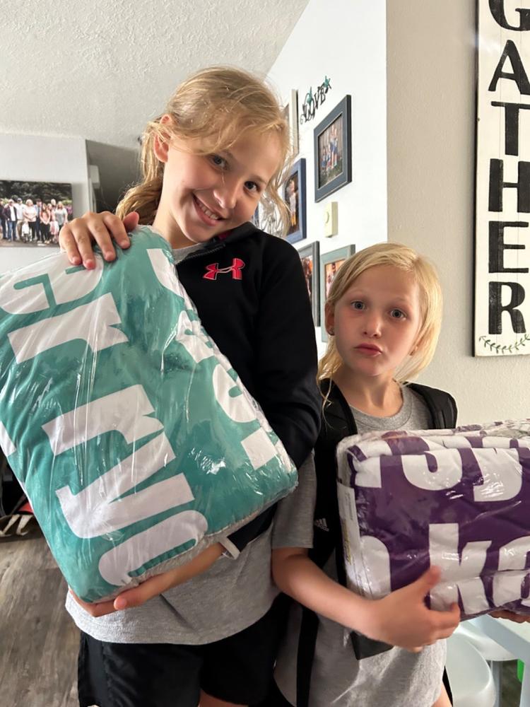 PERSONALIZED NAME BLANKET - BOLD (ALL COLOR OPTIONS) - Customer Photo From Jennifer Smith