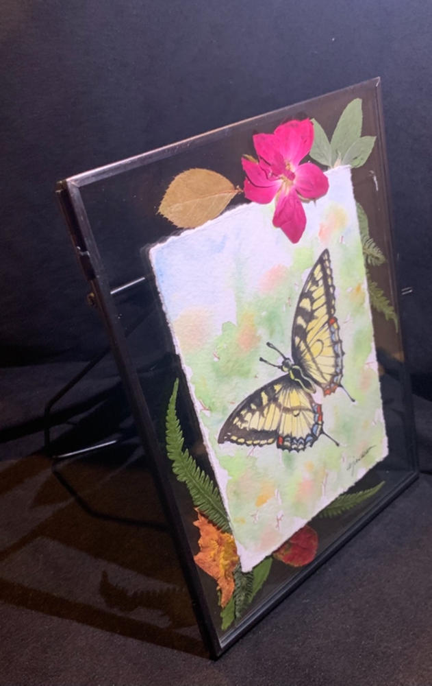 Pressed Glass Floating Photo Frames - Customer Photo From Anonymous