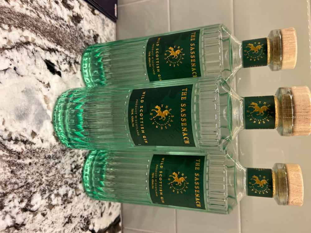 The Sassenach Wild Scottish Gin 3 Bottle Bundle - Customer Photo From Jody Wenthe