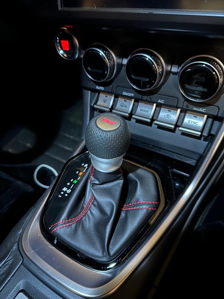 STI SHIFT KNOB LEATHER AT For SUBARU BRZ ZD6 SG117CC110
