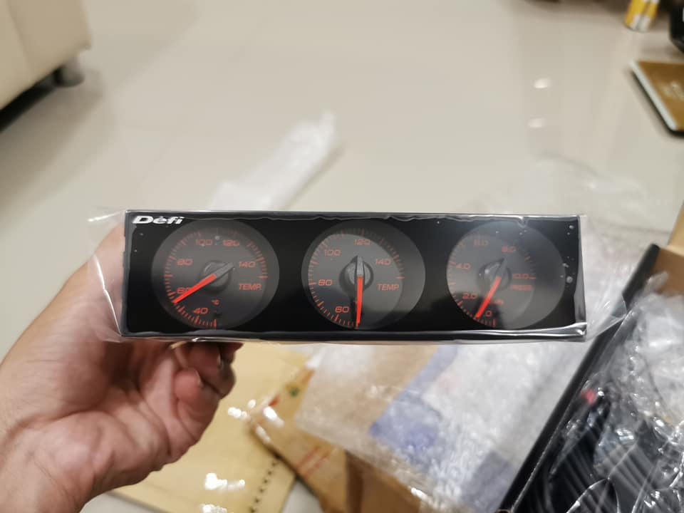 Defi DIN-Gauge Combination Meter (Red Characters/Red Illumination