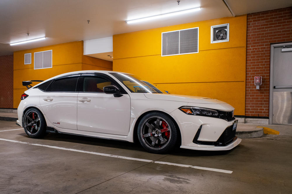 RAYS VOLK RACING TE37 SAGA SL 18X9.5J +38 5X120 PRESSED GRAPHITE