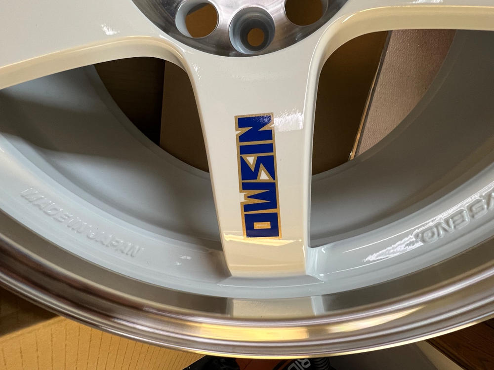 NISMO ALUMINUM ROAD WHEEL LM GT4 NISMO 40TH ANNIVERSARY WHITE +