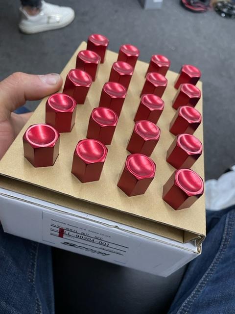 SPOON RED WHEEL NUTS For UNIVERSAL FITTING ALL-90304-001 One NUT - Customer Photo From diego Ballesteros