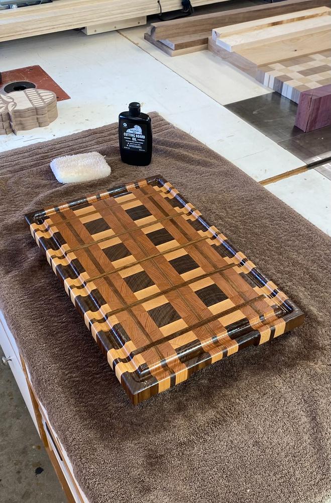 Cutting Board Oil and Wood Wax, Small Sizes (Case of 24 Each) - Customer Photo From ROBERT HOPP