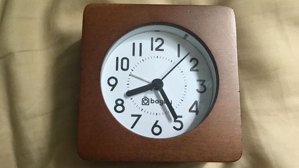 Bagby CLASSIC - Silent Alarm Clock - Customer Photo From Larry L.