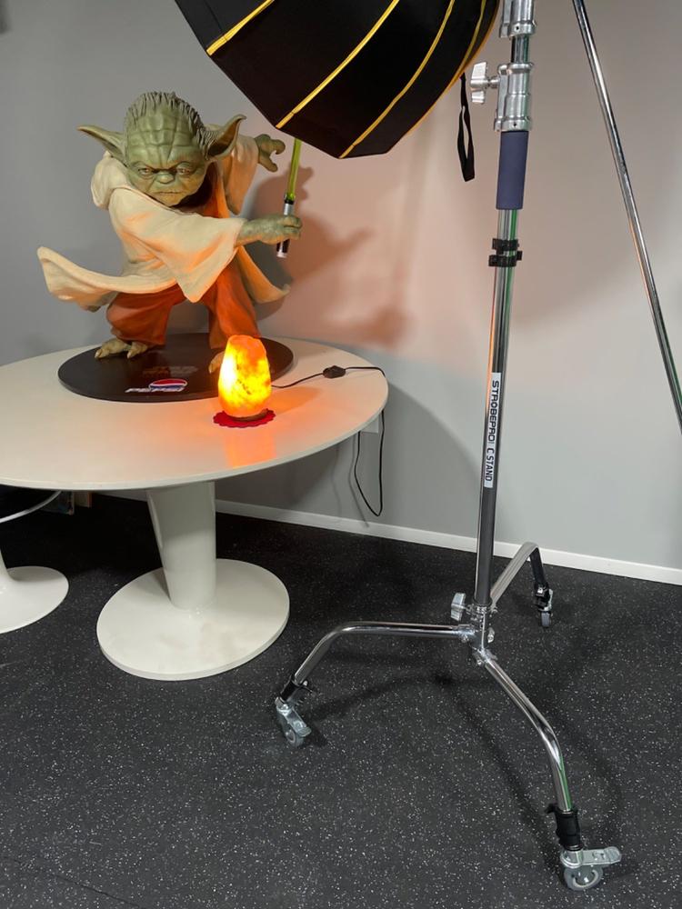 Do You Need a C-Stand or Spreader Stand? – Flashpoint – Photography Lighting