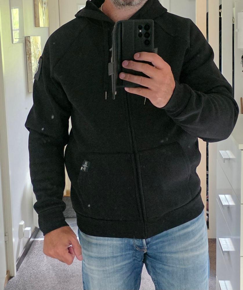 REKYL Zip Hoodie 500 - Black - Customer Photo From Christian 