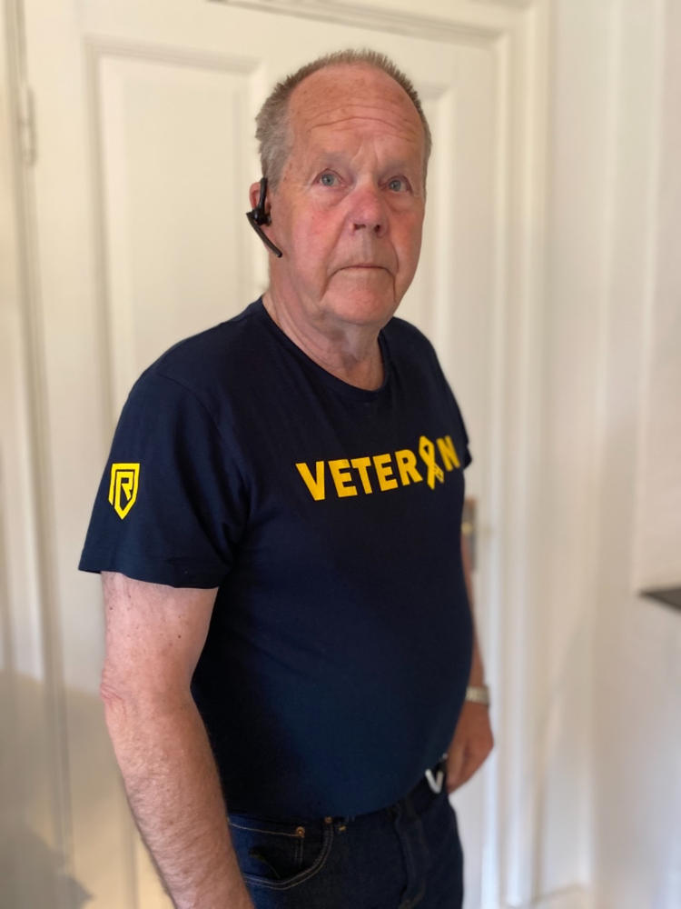 Gula Bandets Officiella Veteran T-shirt Navy Unisex - XL - Customer Photo From Tommy Gunnebro