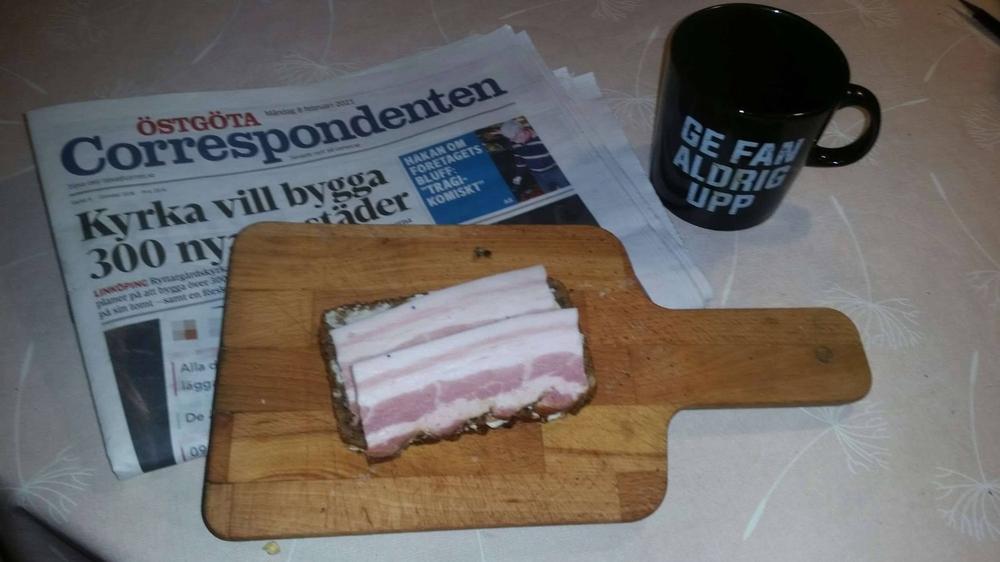 Kaffemugg Ge fan aldrig upp - Customer Photo From Björn Balla