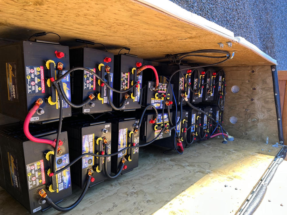 Crown CR-390 - Customer Photo From DARRELL BUSSELL
