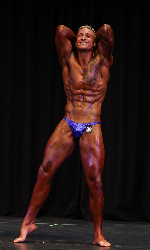 Reid Schindle Contest Posing Canada Photo Taken From Bodybuilding Magazine  | eBay