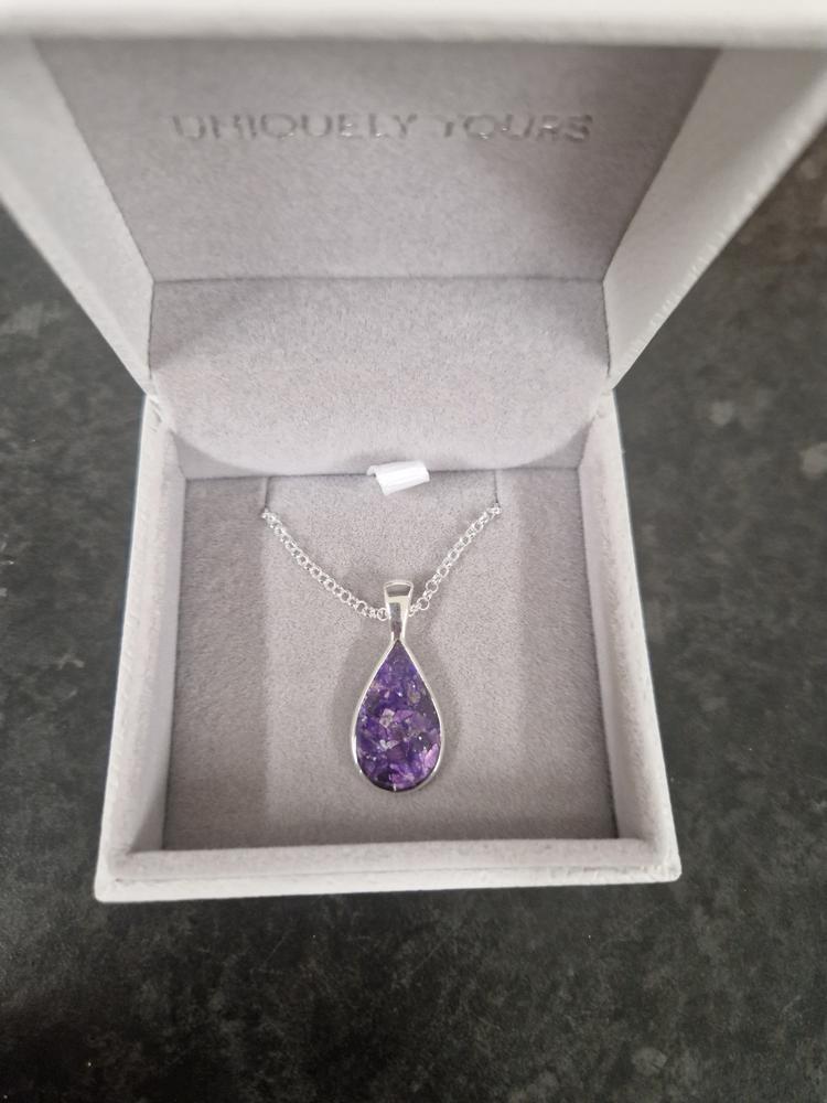 Memorial Ashes Teardrop Necklace - Customer Photo From Lianne Cudbertson