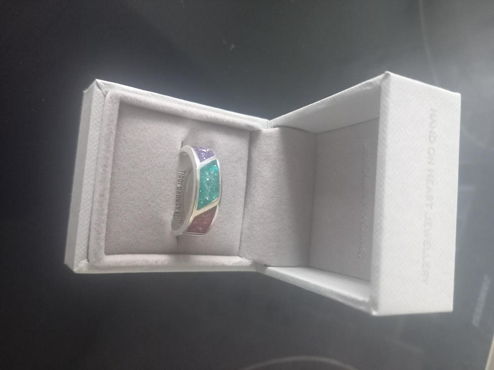 Memorial Ashes Mens Ring - Customer Photo From Kerry Crook