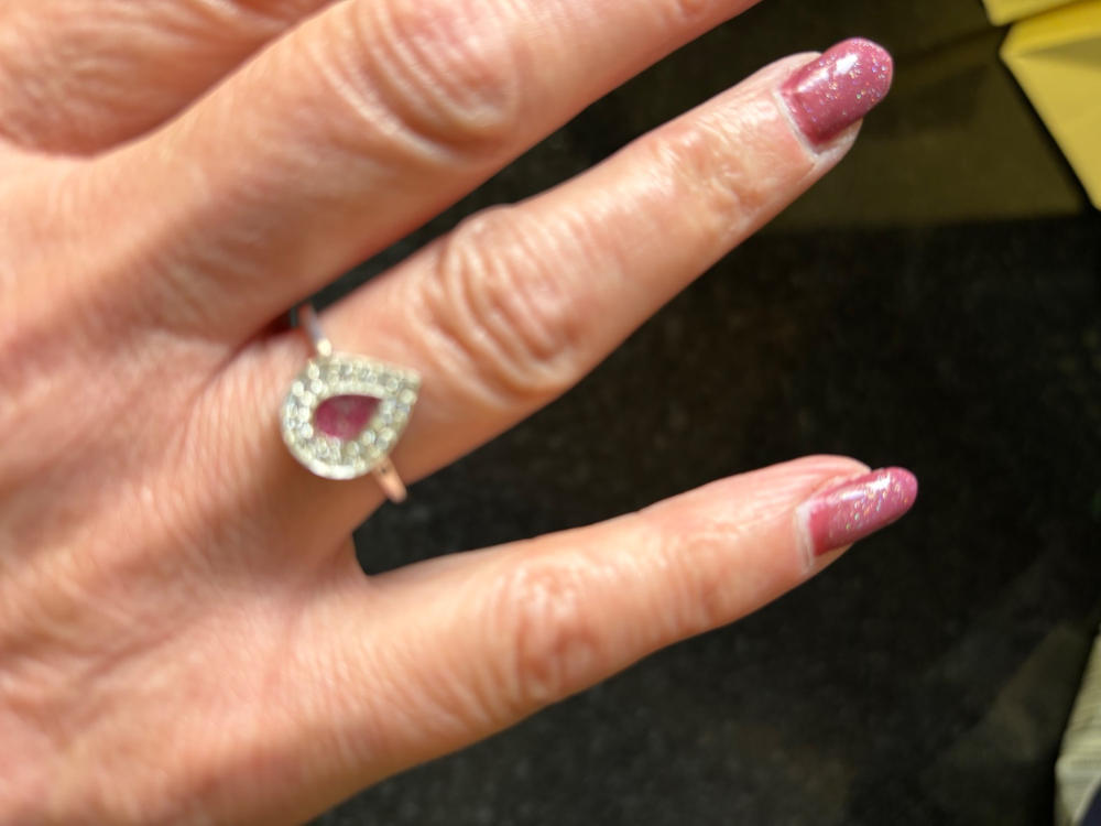 Memorial Ashes Teardrop Sparkle Ring - Customer Photo From Tracey Hengler
