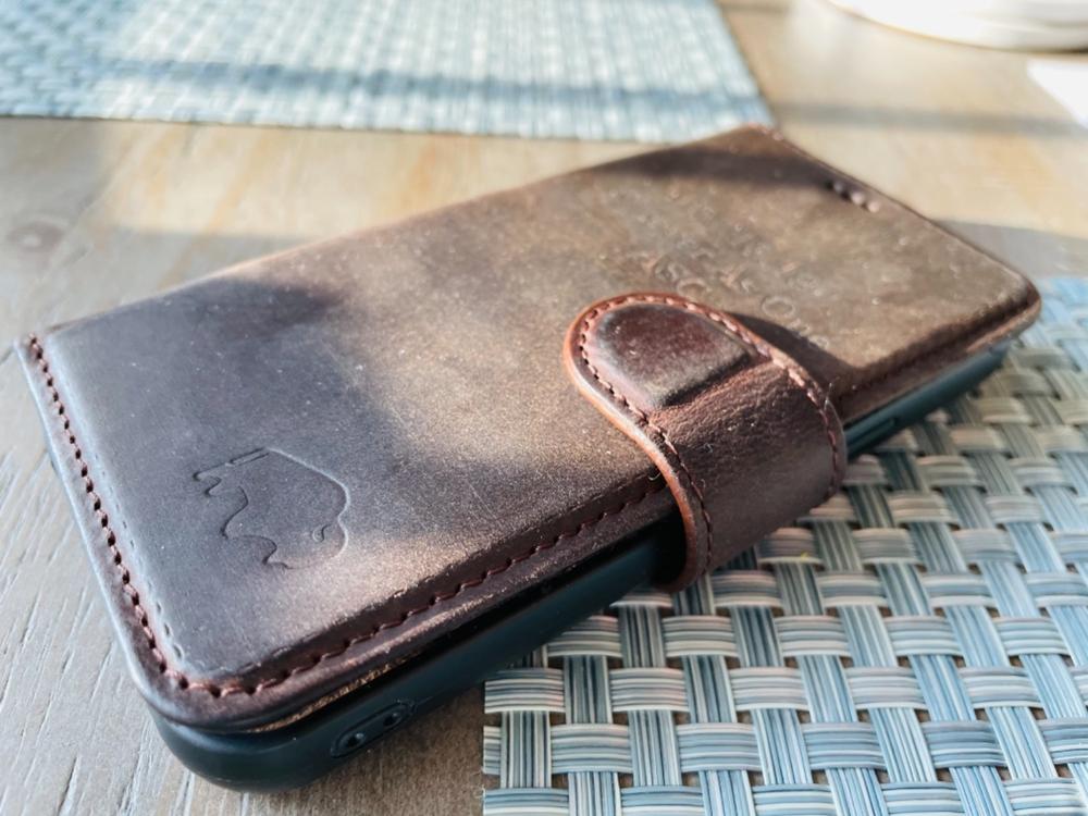 Leather Tri-Fold Wallet Case for iPhone 15 Plus - Premium Full Grain Leather  – BlackBrook Case