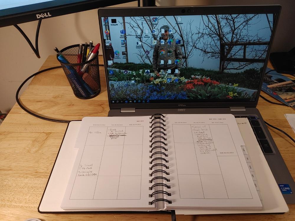 2025 Weekly Planner - Customer Photo From Karl Mikelsons