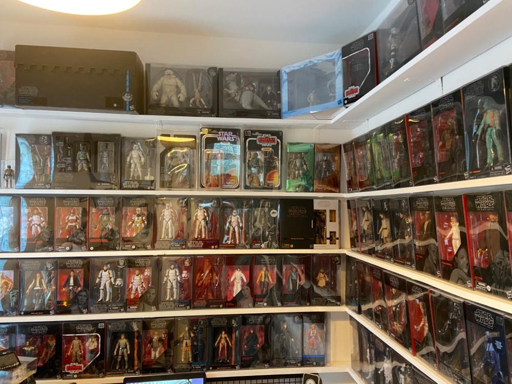 Star Wars The Black Series (Red Line) Figure Display Case - Customer Photo From James Eccleshare