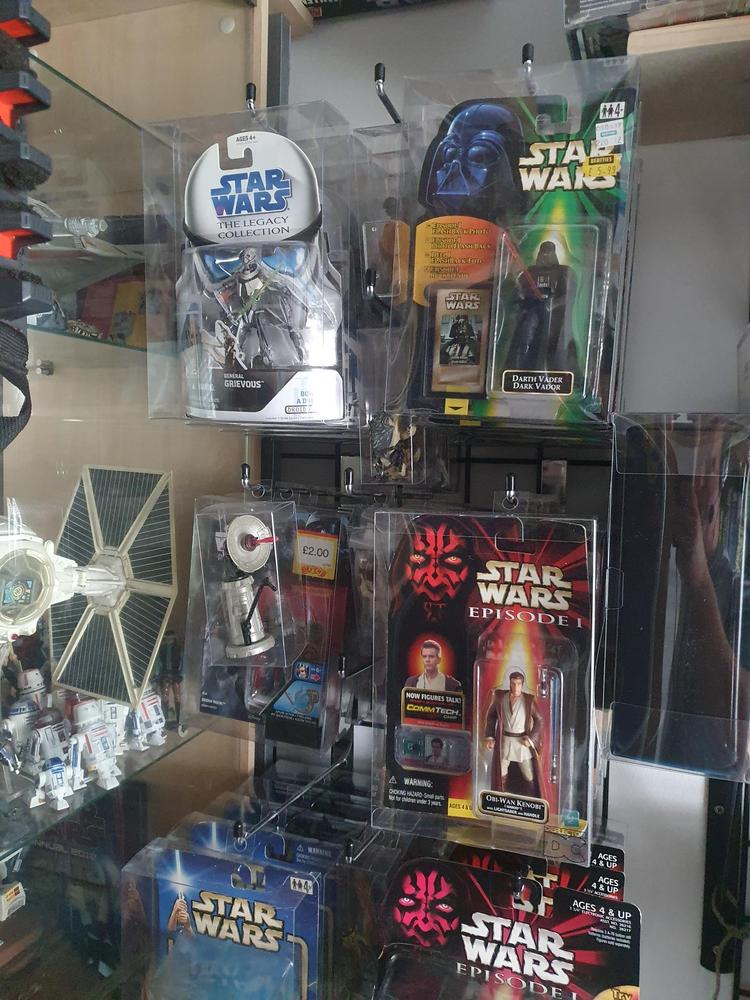 Star Wars The Power Of The Force (Green Line) Figure Folding Display Case - Customer Photo From Alan E.