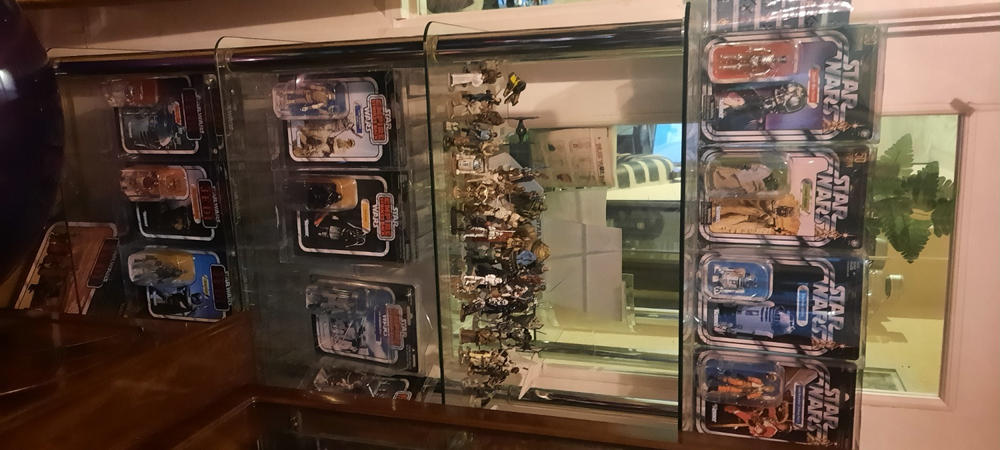 Star Wars The Vintage Collection Figure Display Case - Customer Photo From Adrian Ryder