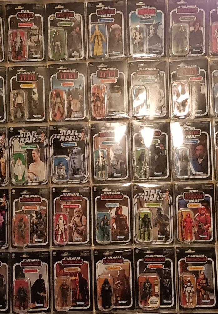 Star Wars The Vintage Collection Figure Display Case - Customer Photo From Jonathan P.