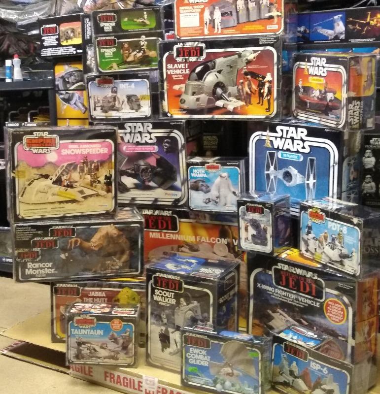 Star Wars Scout Walker Vehicle (Kenner/Palitoy) Folding Display Case - Customer Photo From Andrew Geary