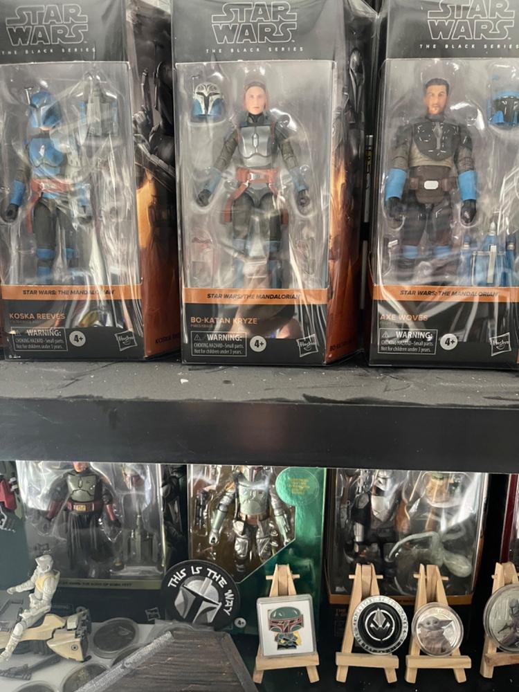 Star Wars The Black Series (Galaxy Line) Figure Display Case - Customer Photo From Andrew P.