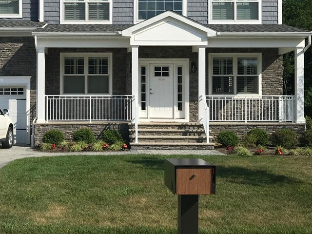 REPLACEMENT DOOR FOR MAILBOXES - Customer Photo From Stephen Hedin
