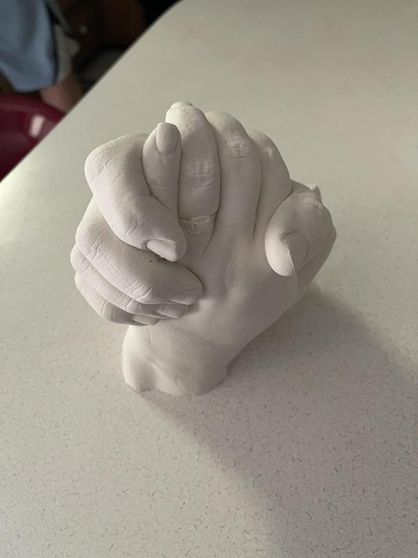 Casting Keepsakes Luna Bean Hands Plaster Statue Molding and Casting Kit