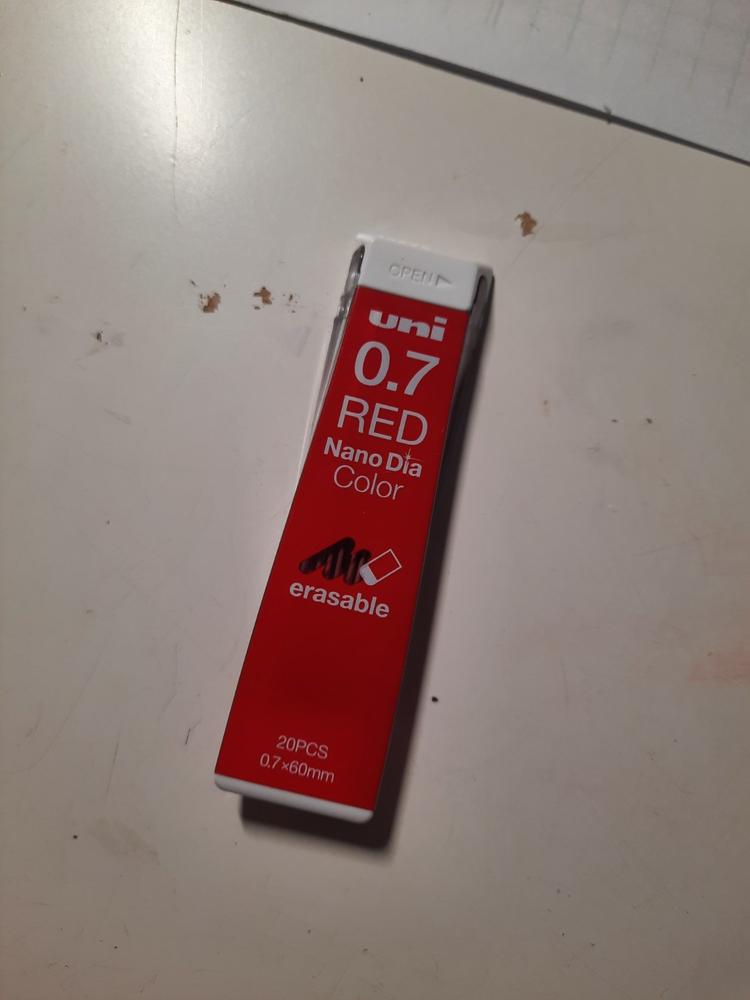 Uni Nano Dia Colour Lead - 0.7 mm - Customer Photo From Svetlana Alexandrov