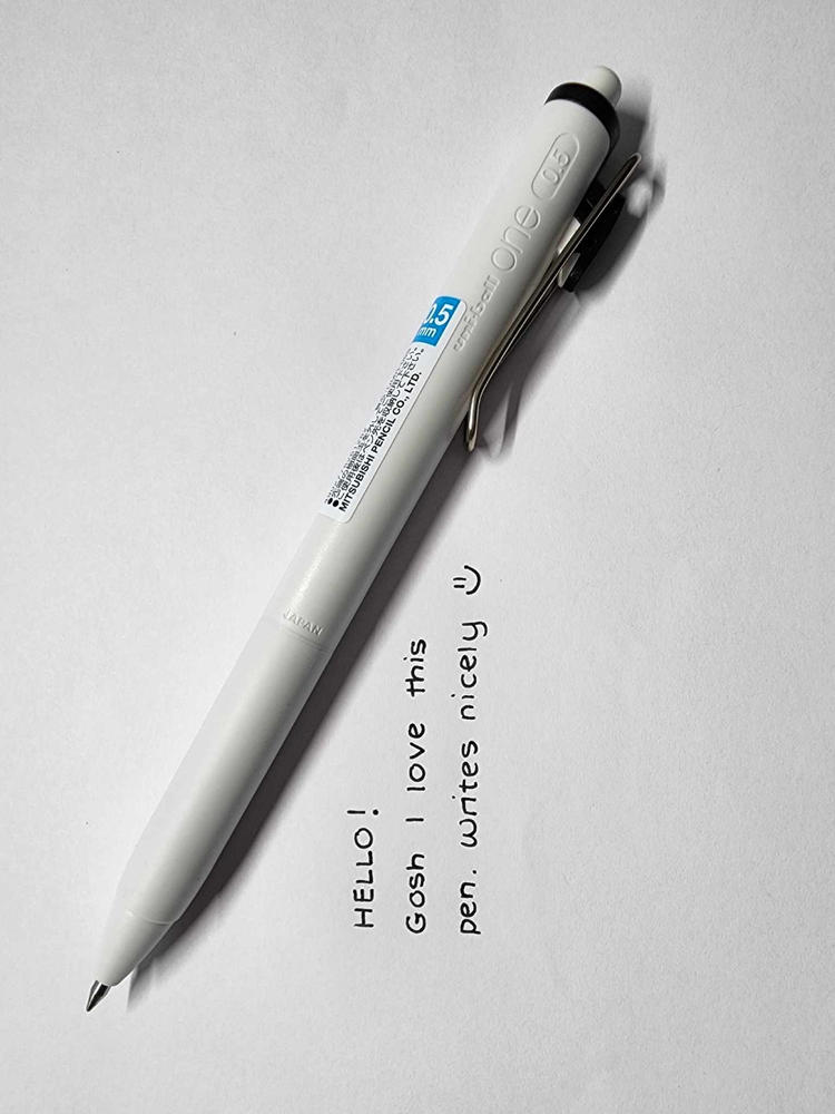 Uni-ball One Gel Pen - 0.5 mm - Customer Photo From Cat V