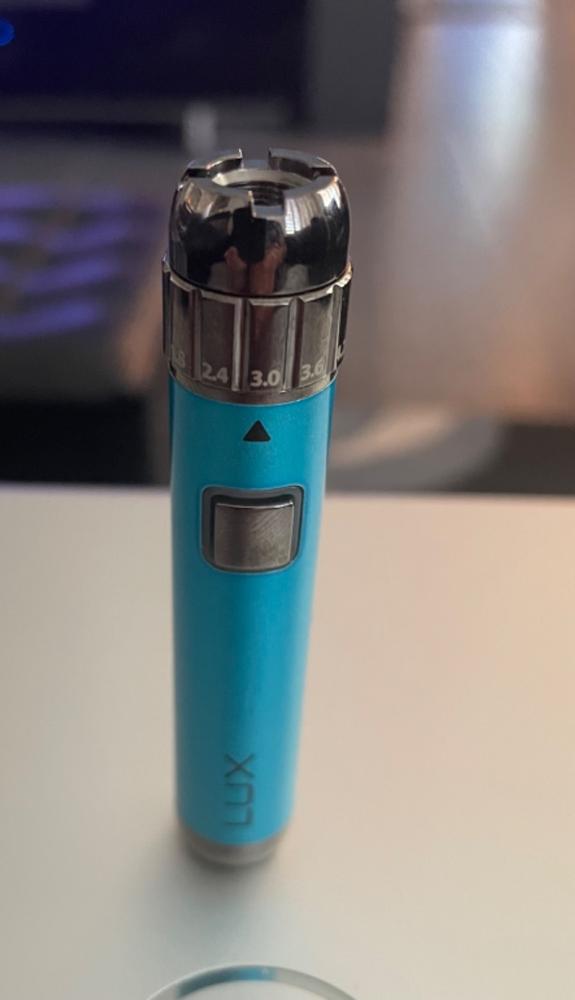 Yocan Lux 510 Threaded Battery - Customer Photo From Jane Cronk