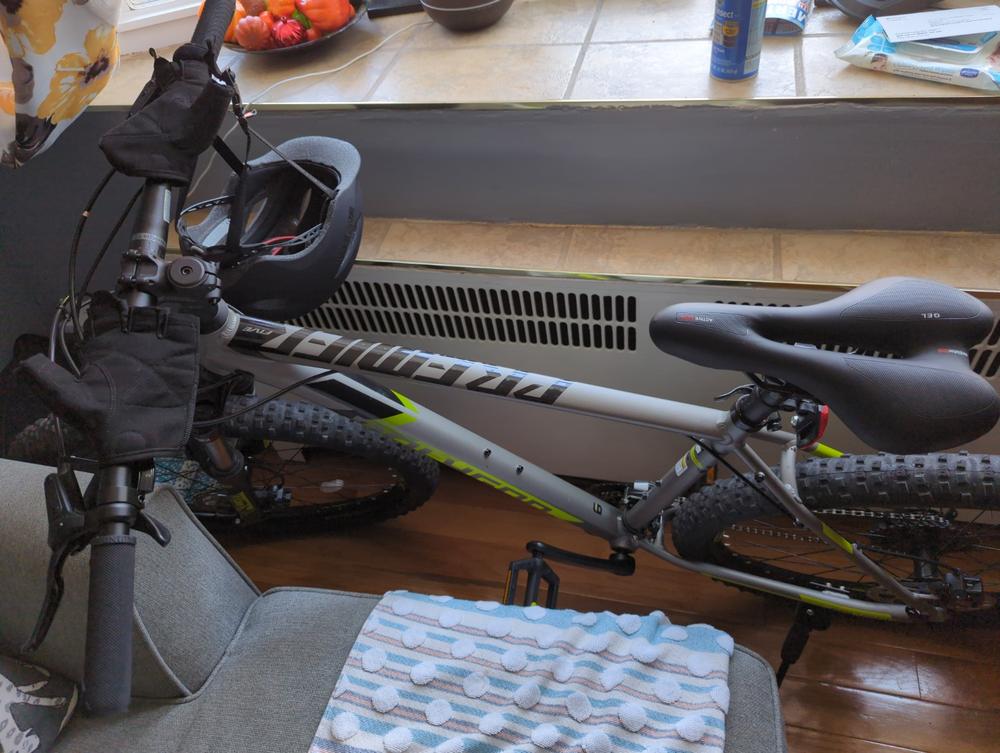 2021 Polygon Premier 5 - Grey/ Lemon - 27.5 inch Mountain Bike - Customer Photo From Emanuel Isaac Batista Montero