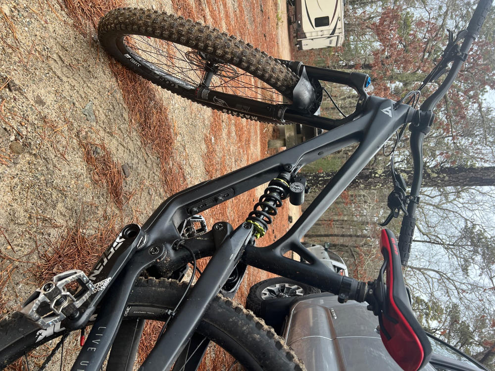 DVO Jade X Coil Shock