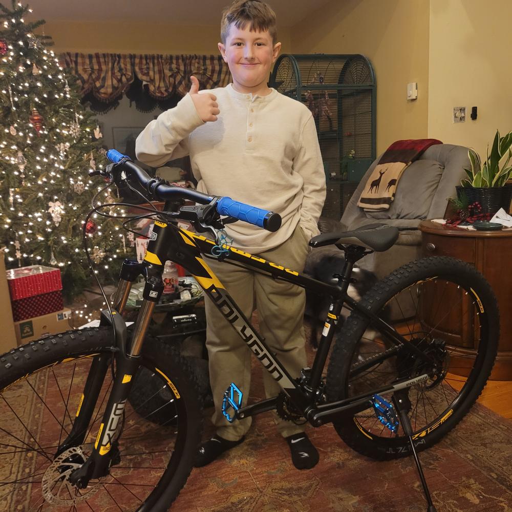 2024 Polygon Premier 5 - 27.5 inch Mountain Bike - Customer Photo From Eric Kosik