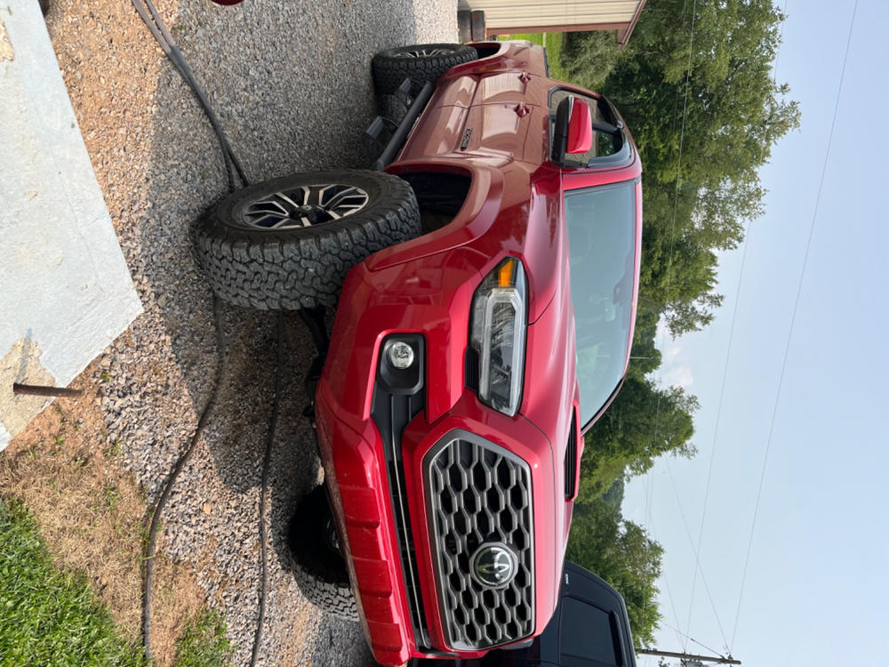 2005-2023 Toyota Tacoma 3" Front 1.5"-2" Rear Lift Kit w/ Differential Drop, Sway Bar Relocation Kit, Extended Rear Shocks, and Extended U-Bolts - Customer Photo From Larry Lipps