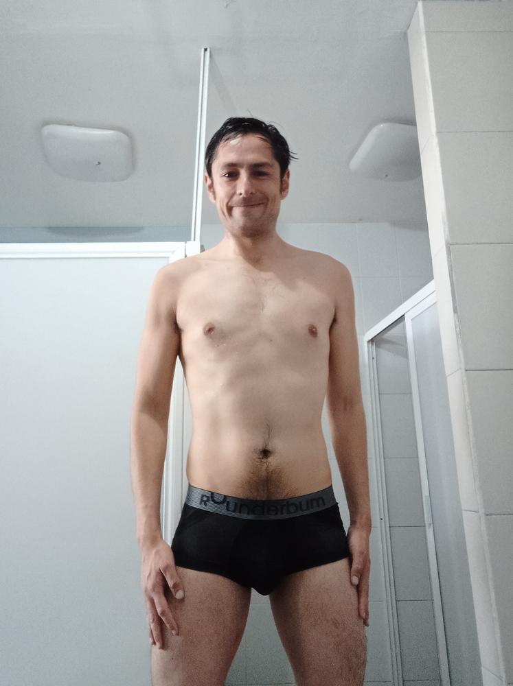 Anatomic Mini Trunk - Customer Photo From Robin K.