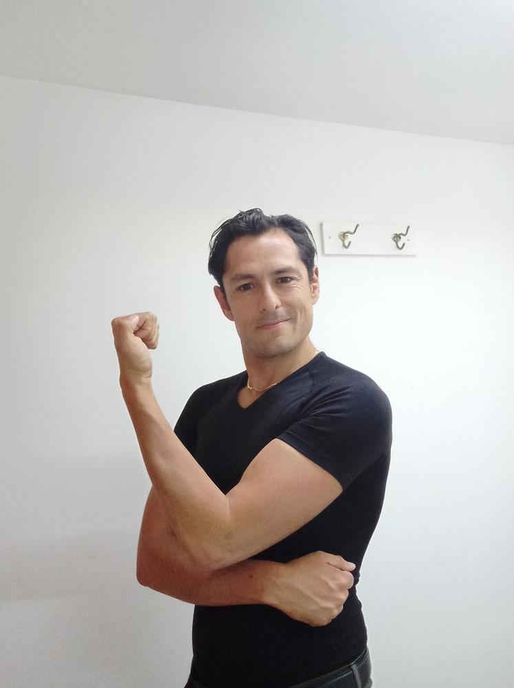 Cotton Compression T-Shirt - Customer Photo From Robin K.