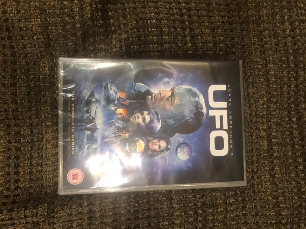 UFO The Complete Series [DVD] (2018 Edition/Region 2) - Customer Photo From David Robson